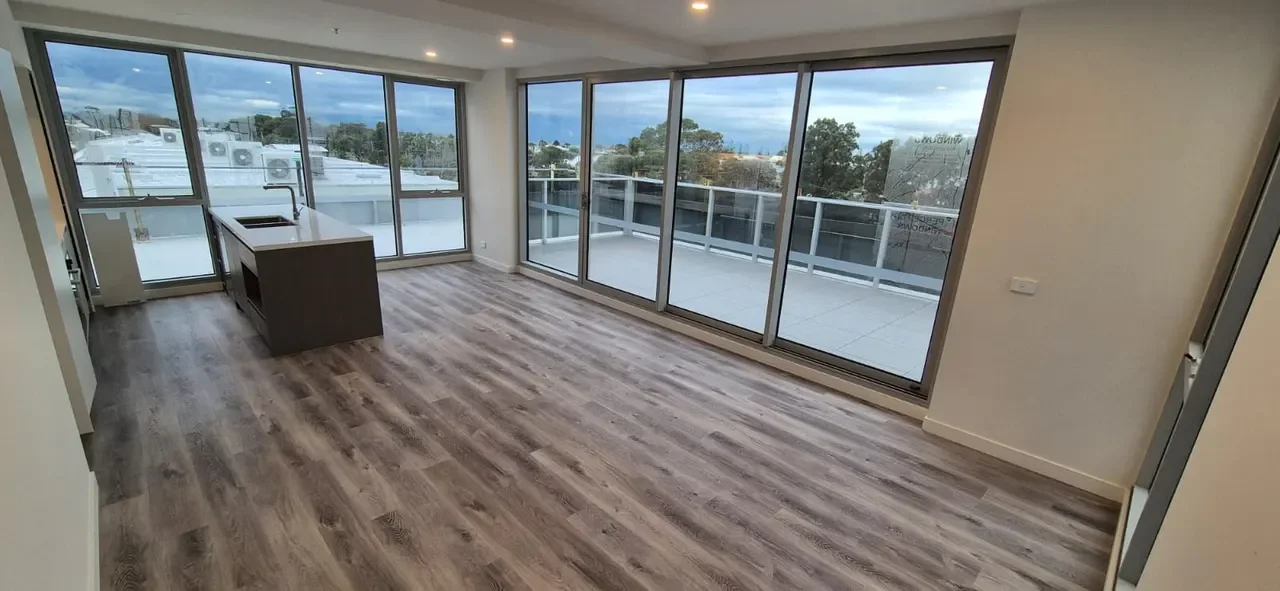 85-Apartment Complex: Hybrid plank, view 5