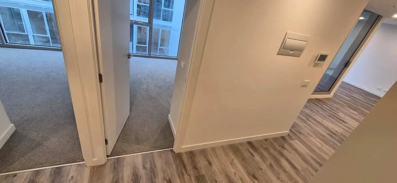 85-Apartment Complex: Hybrid plank, view 6