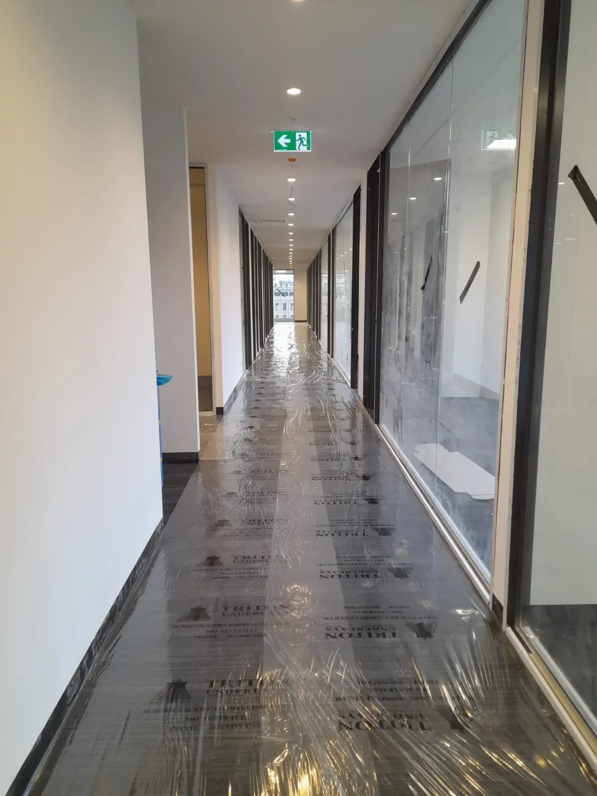85 Spring Street: Carpet tile, view 4