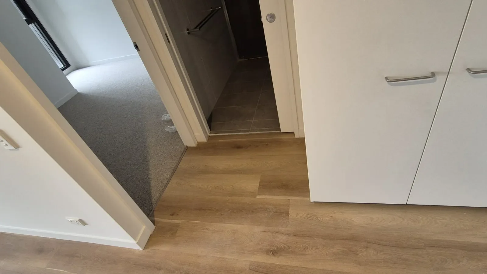 Apartments, Hampton East, Hampton East, VIC: laid commercial floor