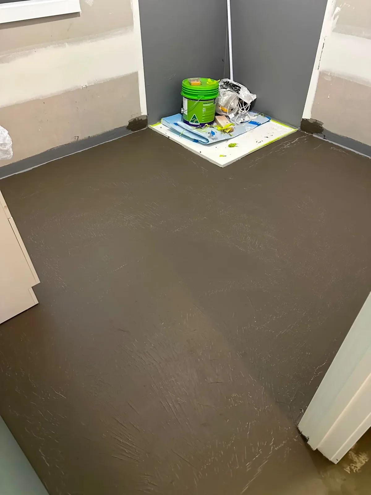 Croydon World of Learning: Luxury vinyl tile (LVT), view 3