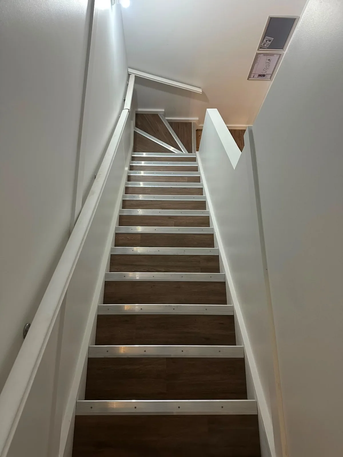 Croydon World of Learning: Luxury vinyl tile (LVT), view 7