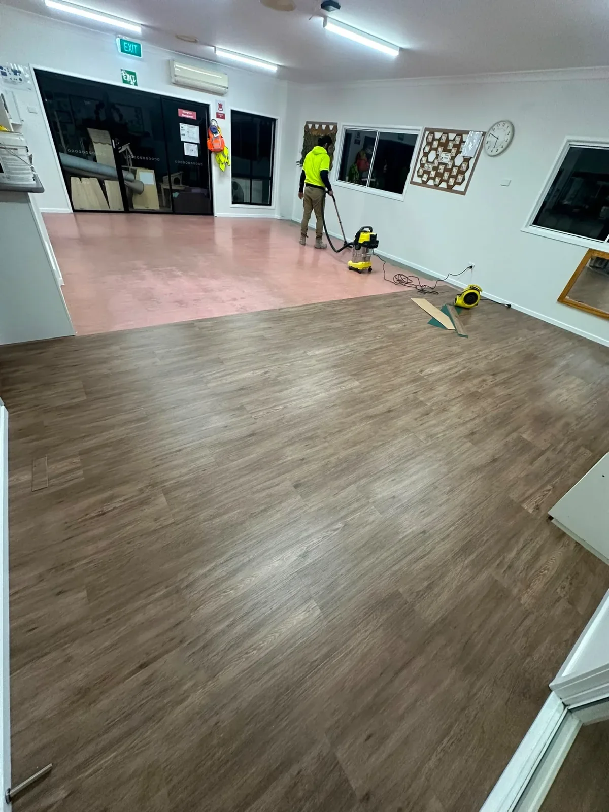 Nurture One Reeve Street Children's Centre: Luxury vinyl plank (LVP), view 3