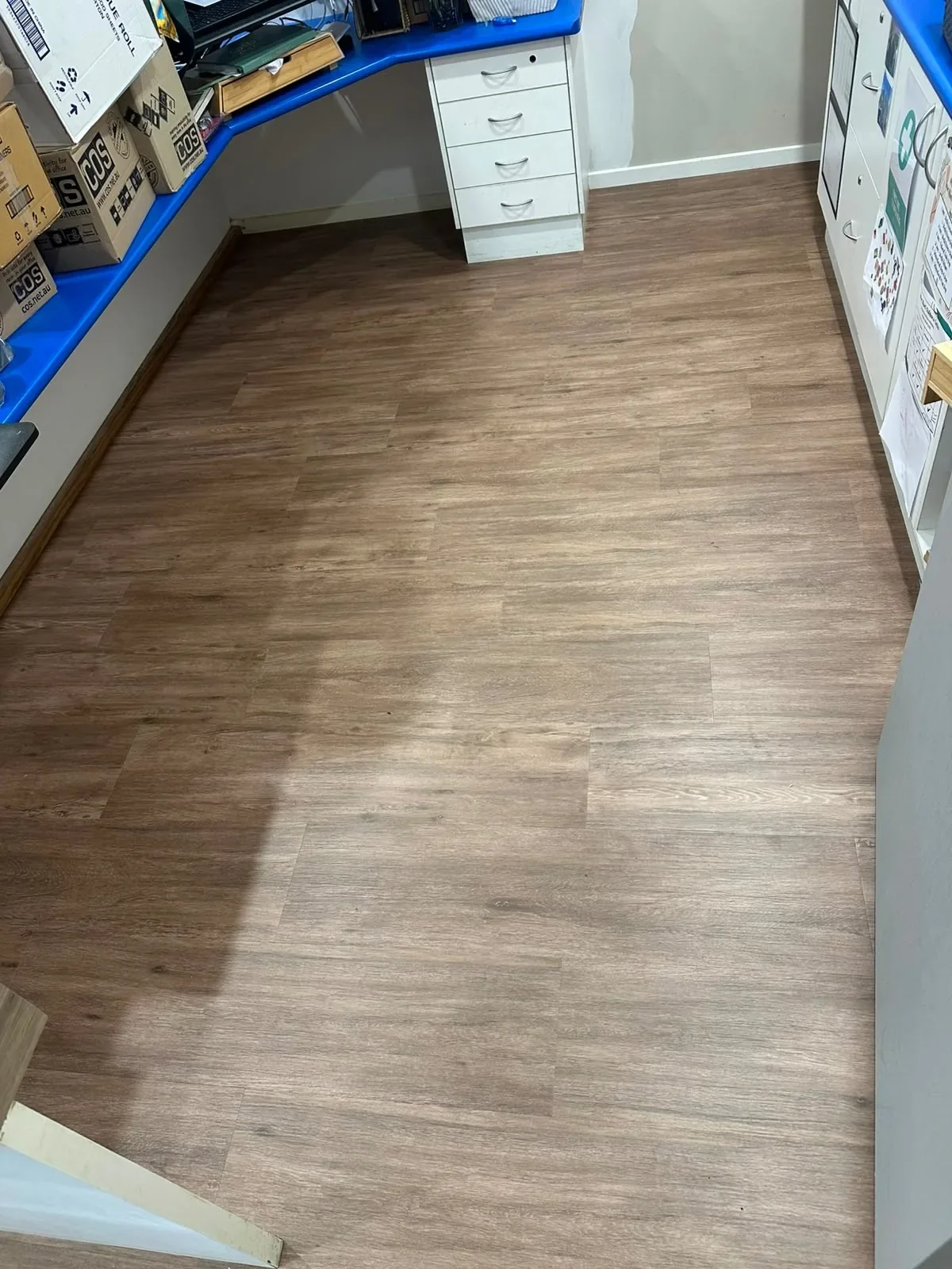 Nurture One Reeve Street Children's Centre: Luxury vinyl plank (LVP), view 8