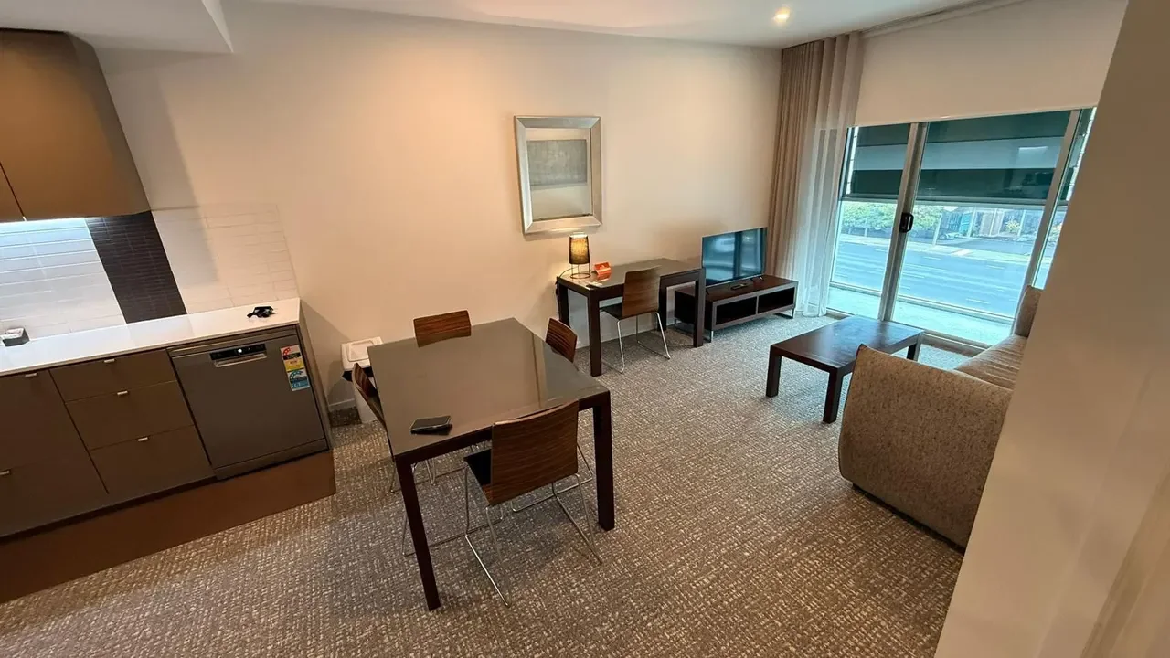 Punthill Apartment Hotels, Knox: Commercial carpet broadloom, view 4