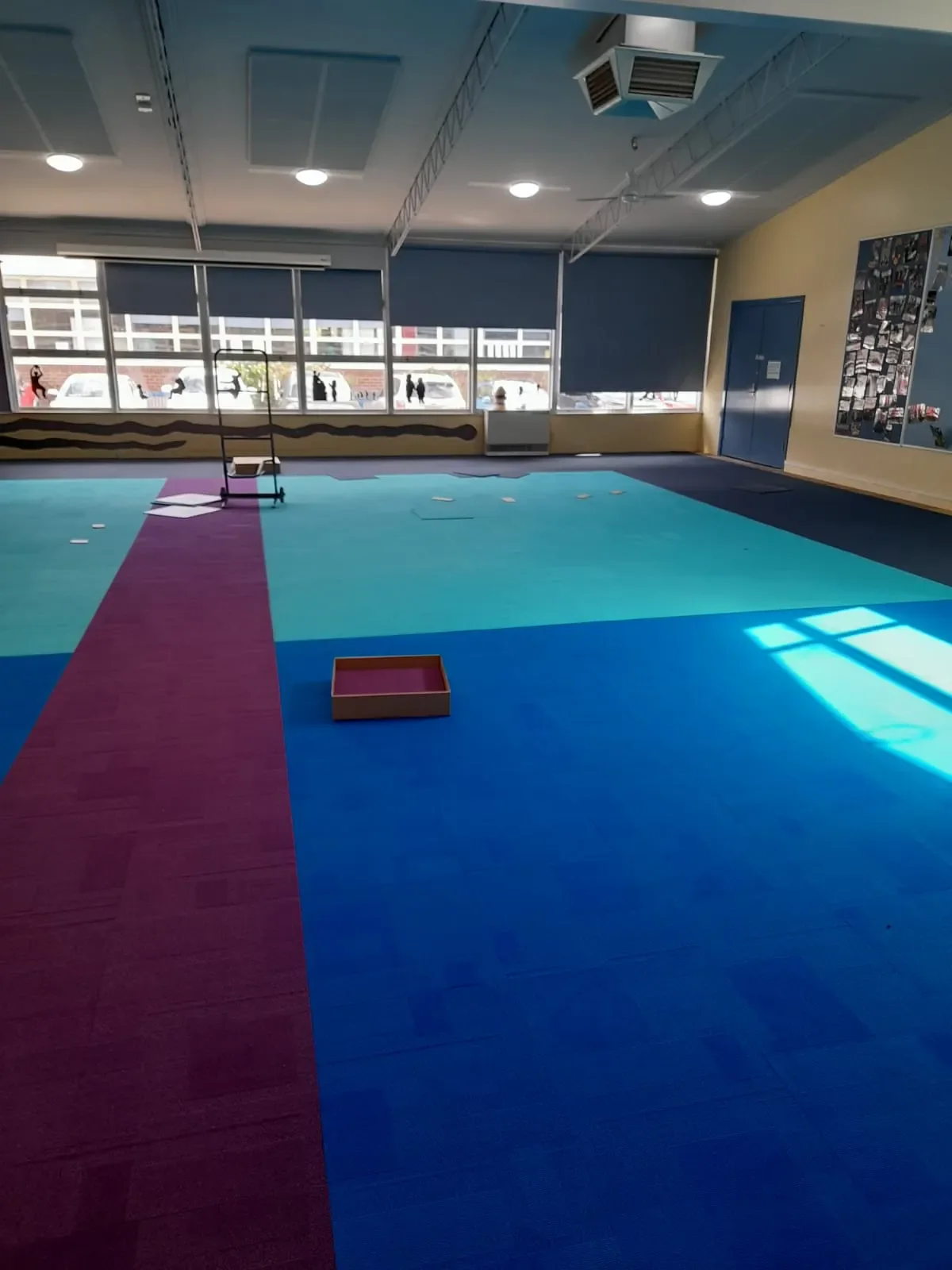 Templestowe Valley Primary School: Carpet tile, view 2