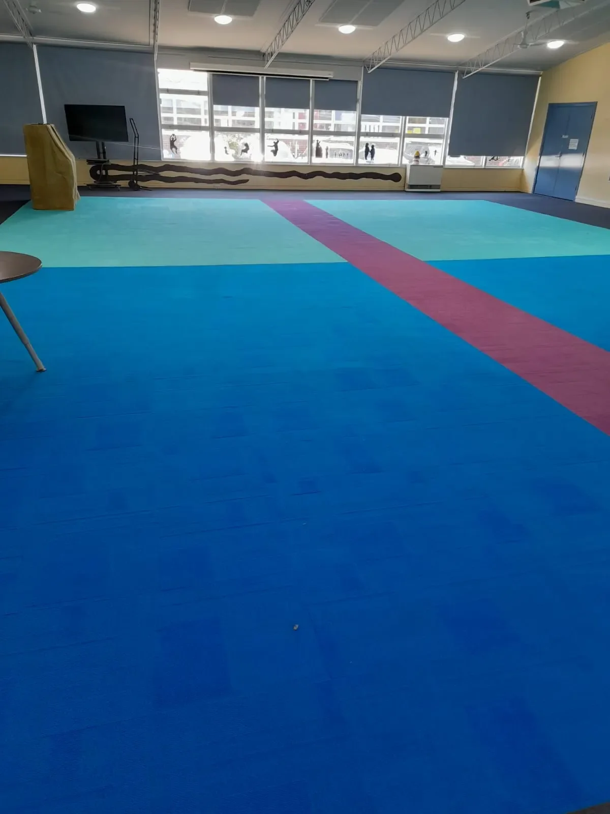 Templestowe Valley Primary School: Carpet tile, view 3