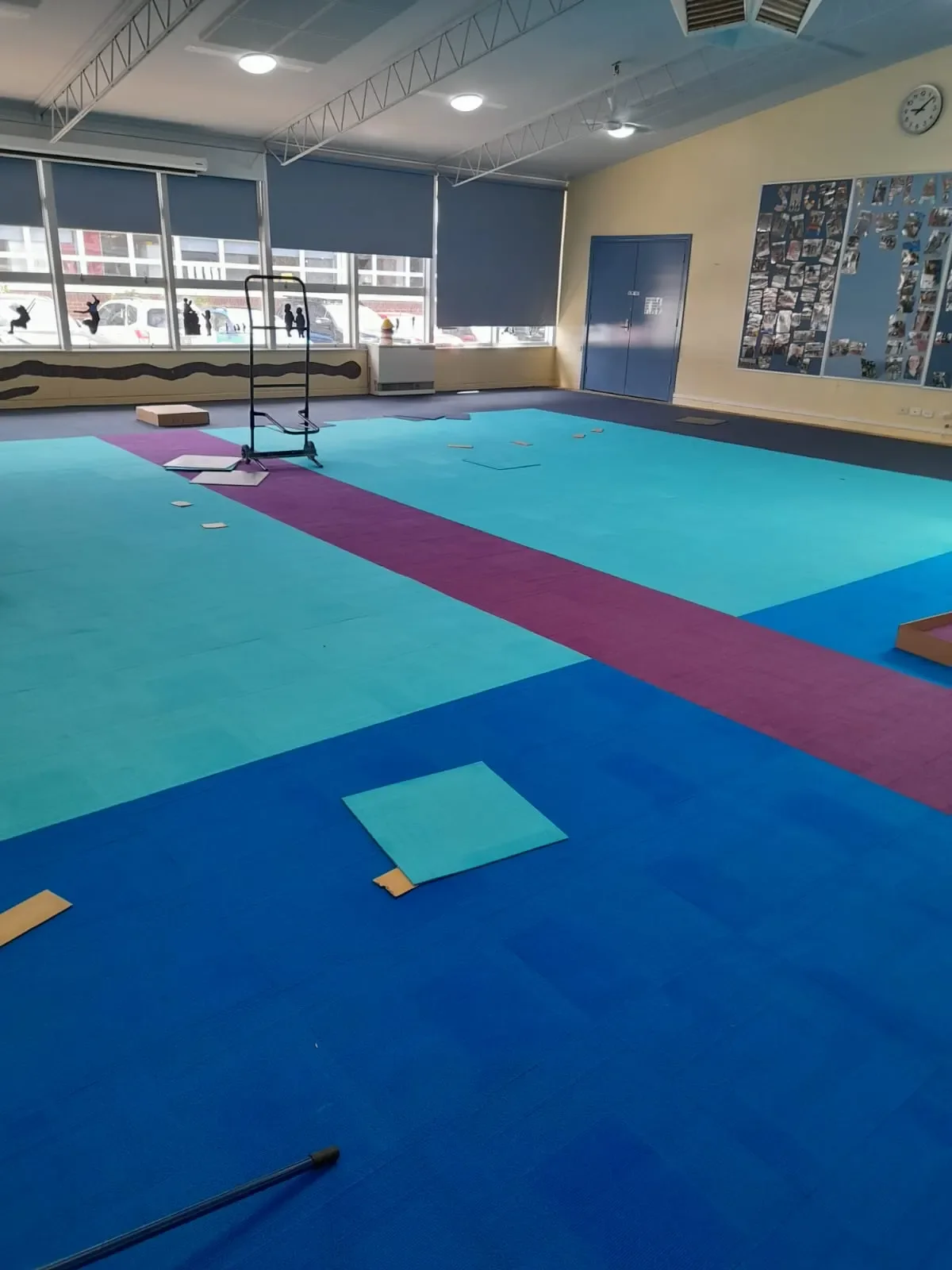 Templestowe Valley Primary School: Carpet tile, view 4